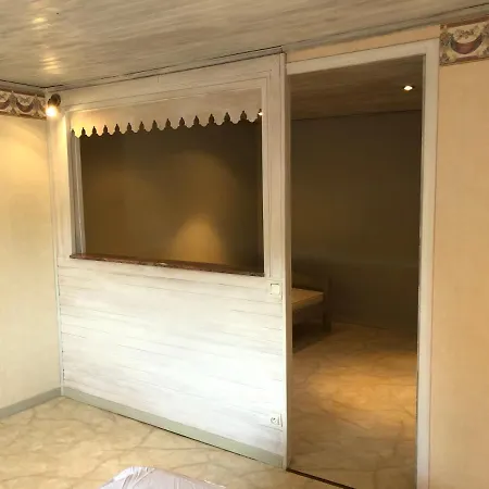 Jolie Maison De Village A * Roquecourbe